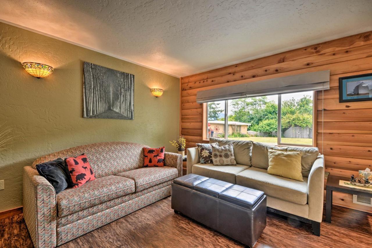 Gold Beach Apartment With Activities - 2 Mi To Ocean Екстер'єр фото
